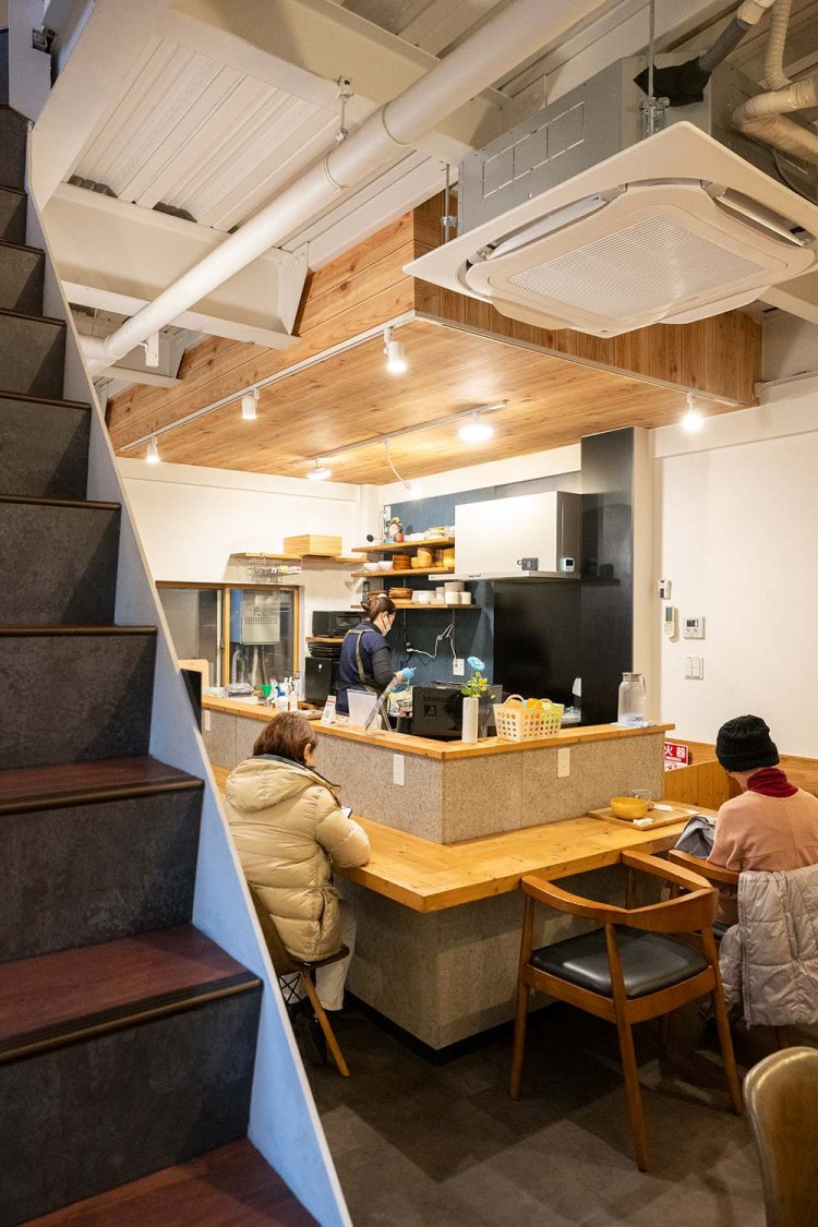 使いやすいキッチンが好評の1階。