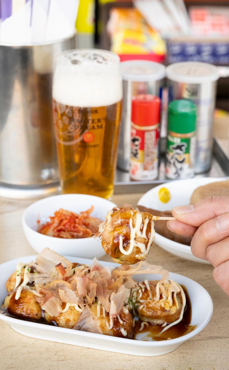 おつかれセット1000円。たこ焼き8個500円。