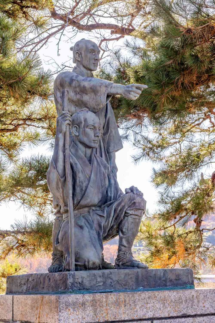 「弟よ、あの大河を見よ！」。