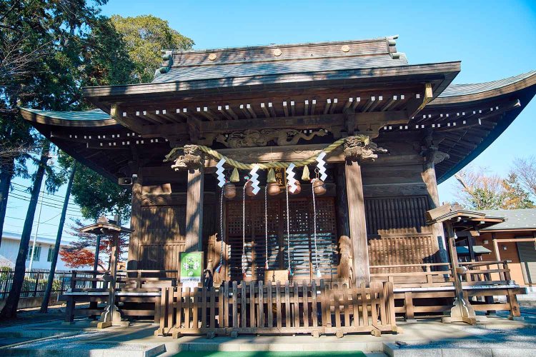 新青梅街道沿いにある、お伊勢の森 神明社。