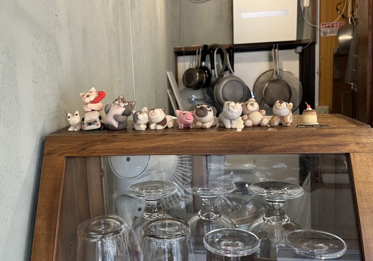 表情豊かな花子さん手作りのマジパン細工。