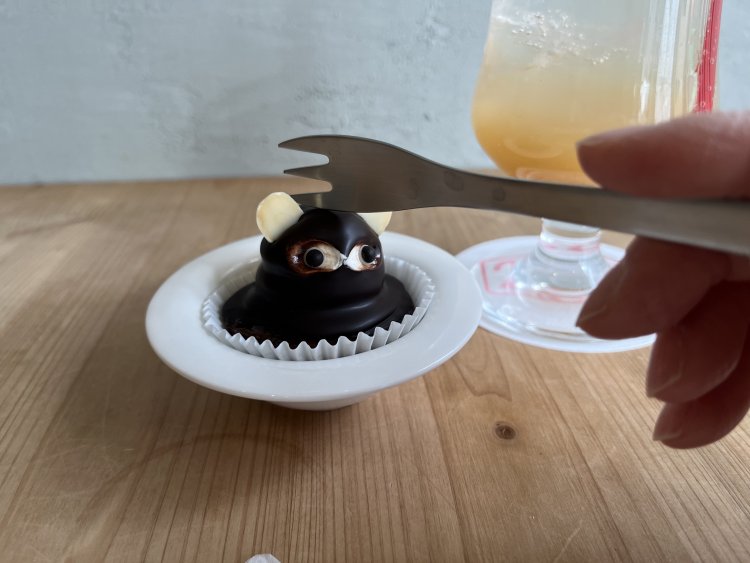 頭と胴体を一緒に食べるといっそうおいしい。