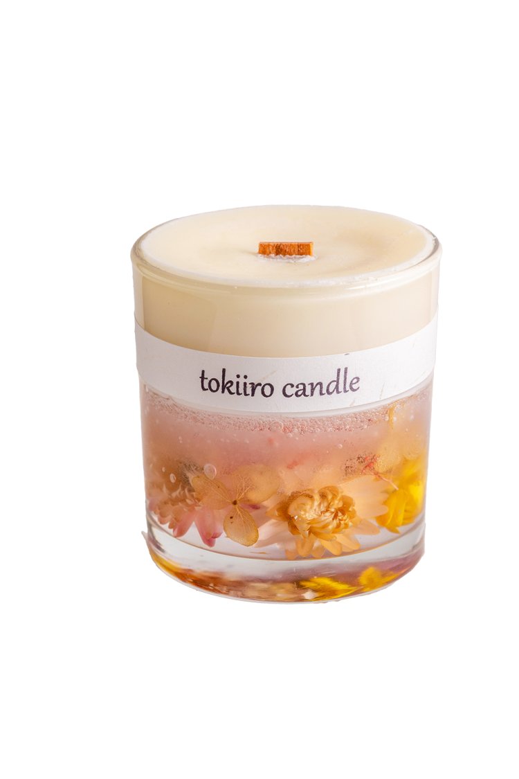 アロマソイボタニカルジェル（キャンドル）2500円。