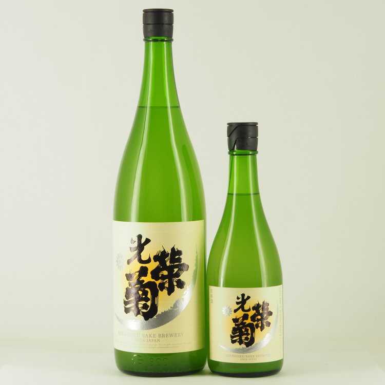 店では、「光栄菊酒造」の「光栄菊 SNOW CRESCENT（スノウ クレッセント） 山田錦」などを出す。