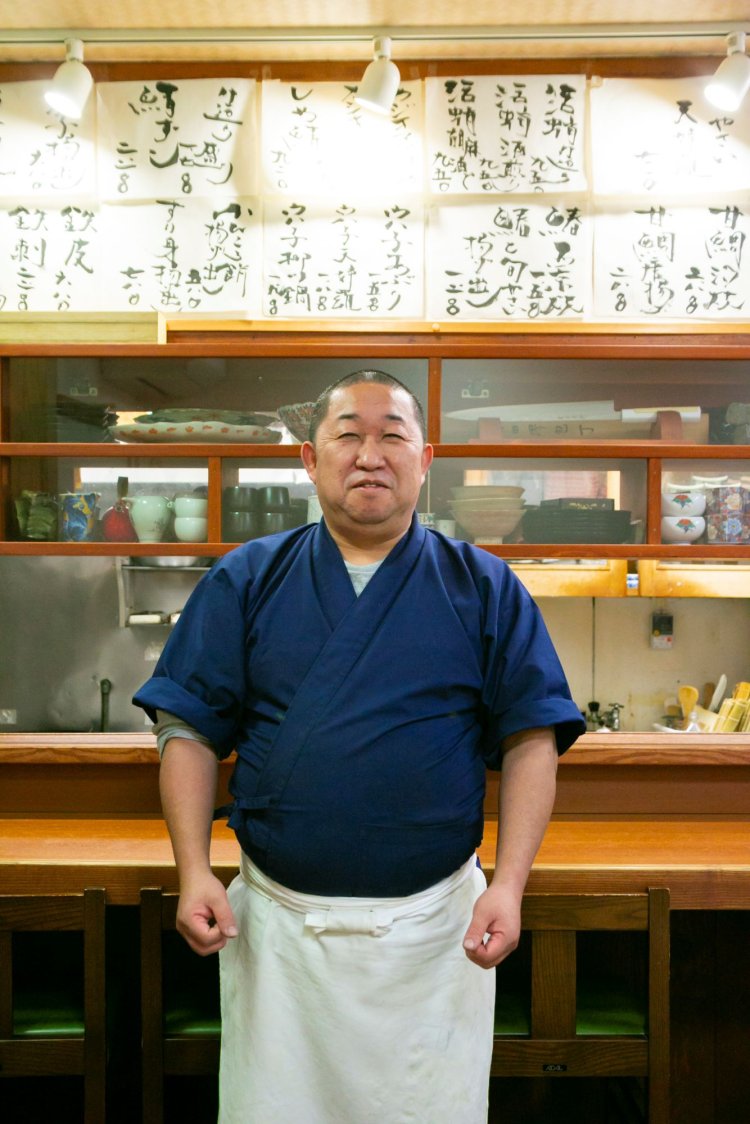 「春はタイが絶品です」と、店主の島内崇成さん。