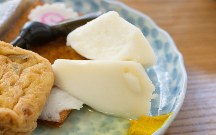 【東京おだんだね】新鶯亭の鶯だんごとおでん