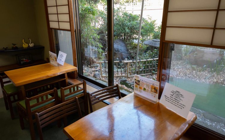 【東京おだんだね】新鶯亭の鶯だんごとおでん