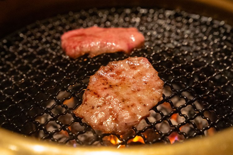 おすすめの上タン塩2750円。「浦安に友達が来たら必ず連れて行くのがココ！」（泉澤さん）。