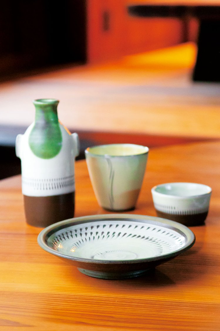 小鹿田焼のお猪口（ちょこ）1320円～など。