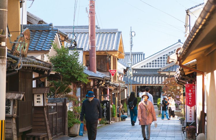 路地裏の店を発見するのも楽しい。
