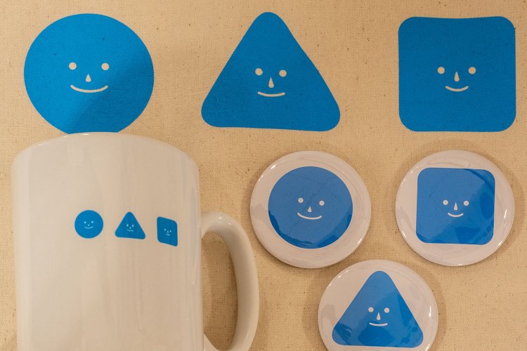 「まる･さんかく･しかく」のキヌヤ特製オリジナルグッズ。