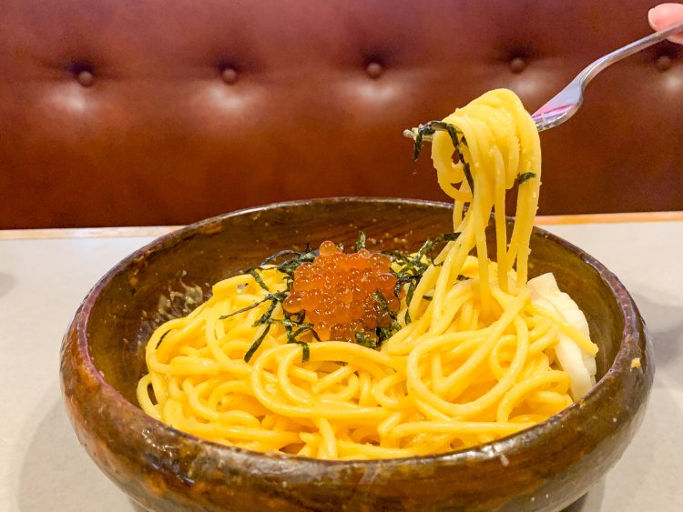 麺はもっちり太めで、食べやすく、もそもそした感じはまったくない。