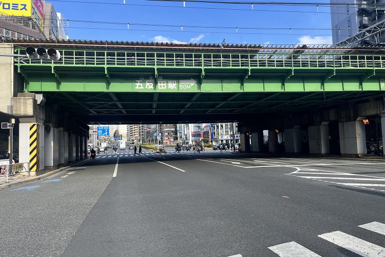 西側から見たところ。