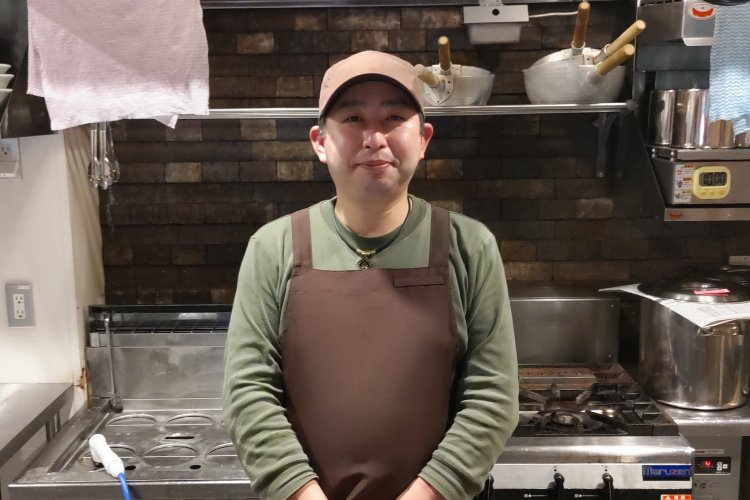 「お店の名前はサラリーマン時代に決めていました」と、店主の伊豆和也さん。