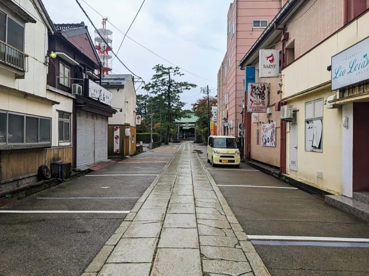 【酒場ナビ】瀬里奈_4