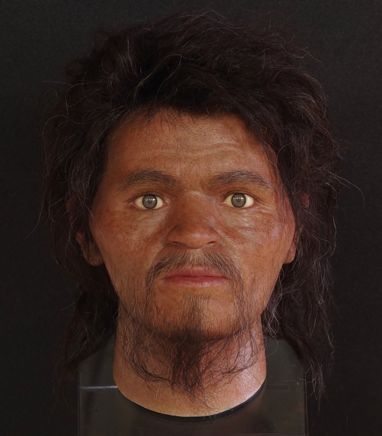 4号人骨 復顔 『国立科学博物館』蔵。