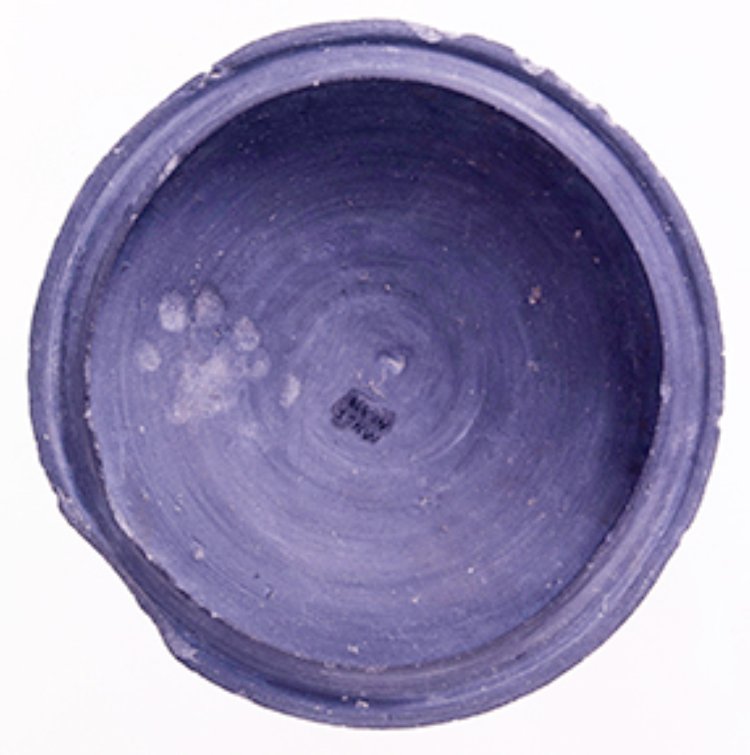 動物足跡付須恵器 古墳時代終末期 兵庫県見野６号墳 姫路市教育委員会蔵。