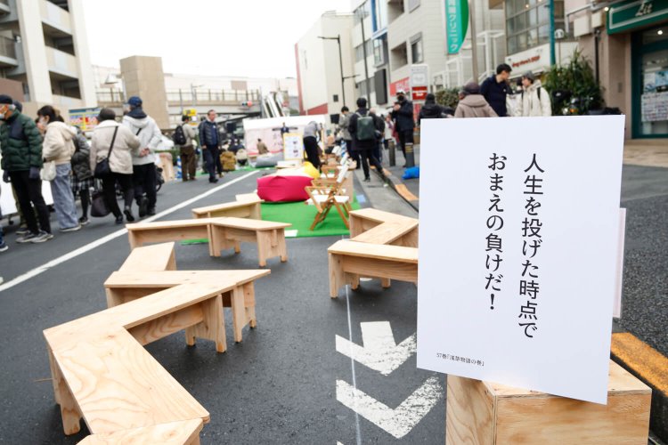 両さんの名言があちこちに。部長に怒られがちだが熱いキャラクター。