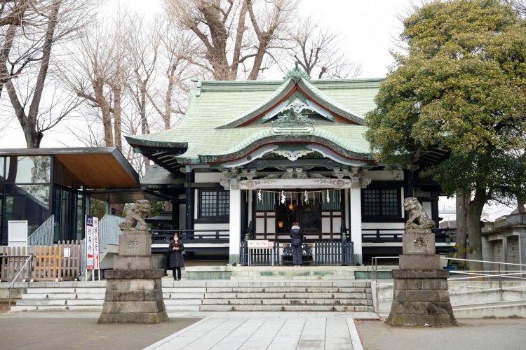 『こち亀』にも登場する亀有香取神社は、鎌倉時代からの総鎮守。