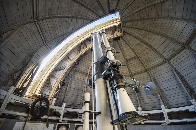 動態保存されている第一赤道儀室。