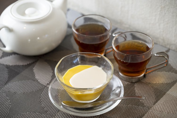 セットに付くマンゴープリンはエバミルクがポイント。