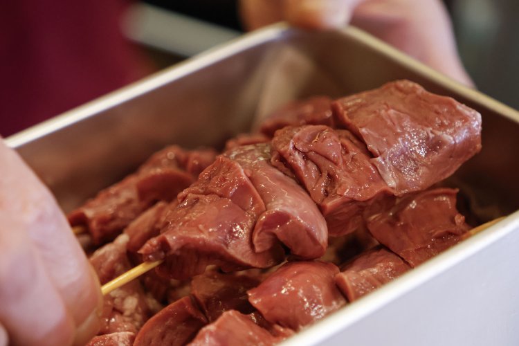 美しく下処理されたハツ。