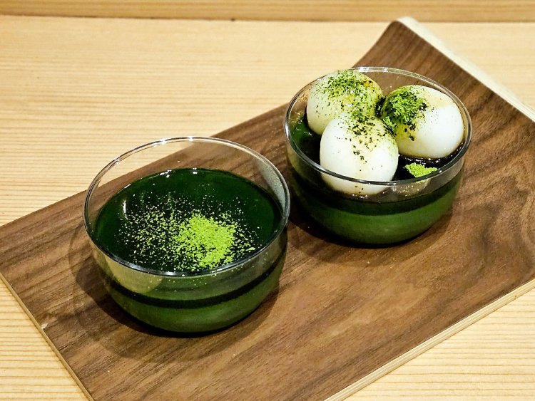 八十八浅草限定 浅草プリン600円、追加トッピング白玉＋150円。