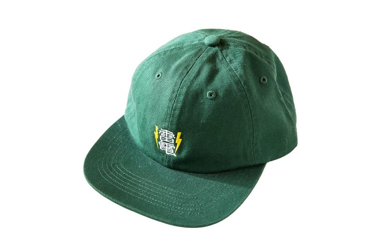 雷電キャップ4000円。