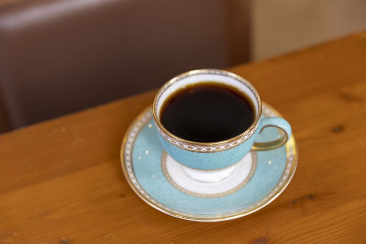 イタリアンブレンド700円。常に安定しておいしいのが名店の証し。