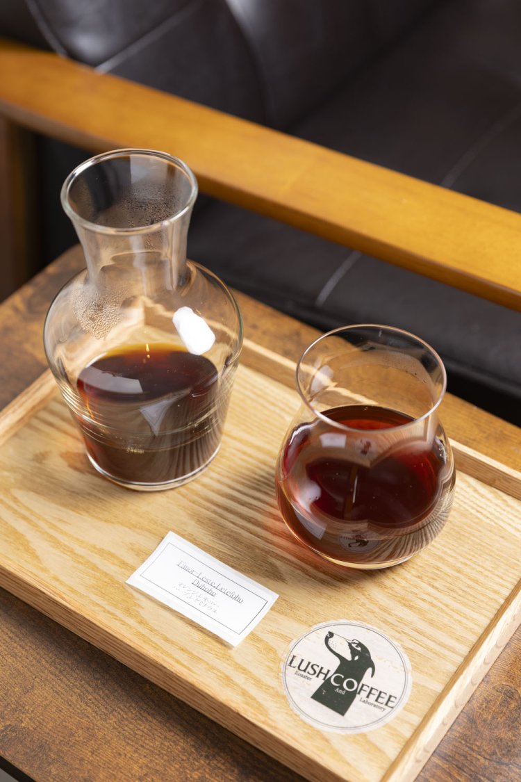 LUSH-COFFEE Roaster and Laboratory（ラッシュ コーヒー ロースター アンド ラボラトリー）