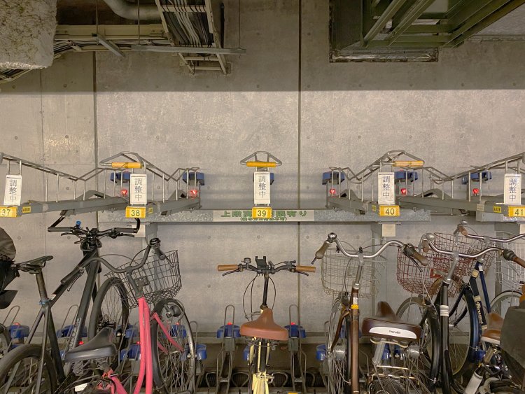 上段がすべて「調整中」の多発地帯。一体何が起こったのだろうか。