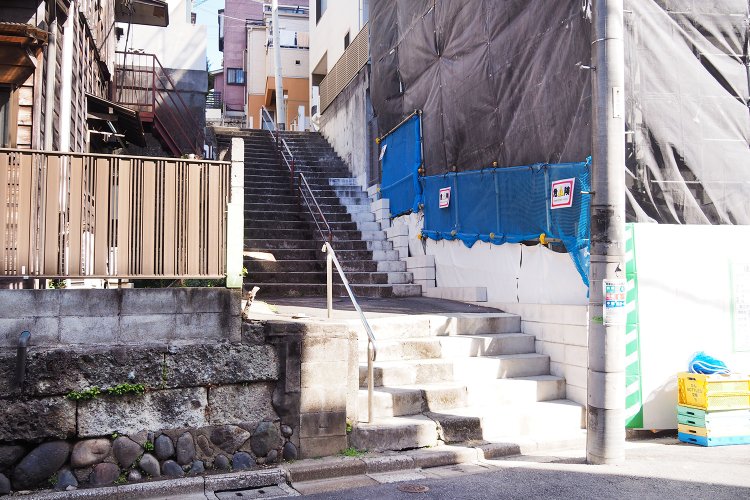 東京街角クイズ 階段