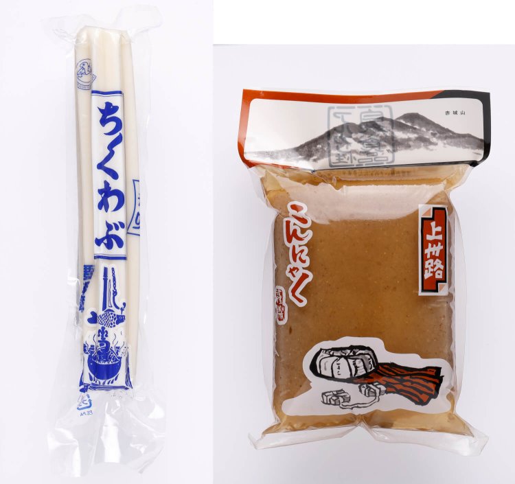 ちくわぶ170円（左）、こんにゃく321円。ともに『金亀食品加工』産。