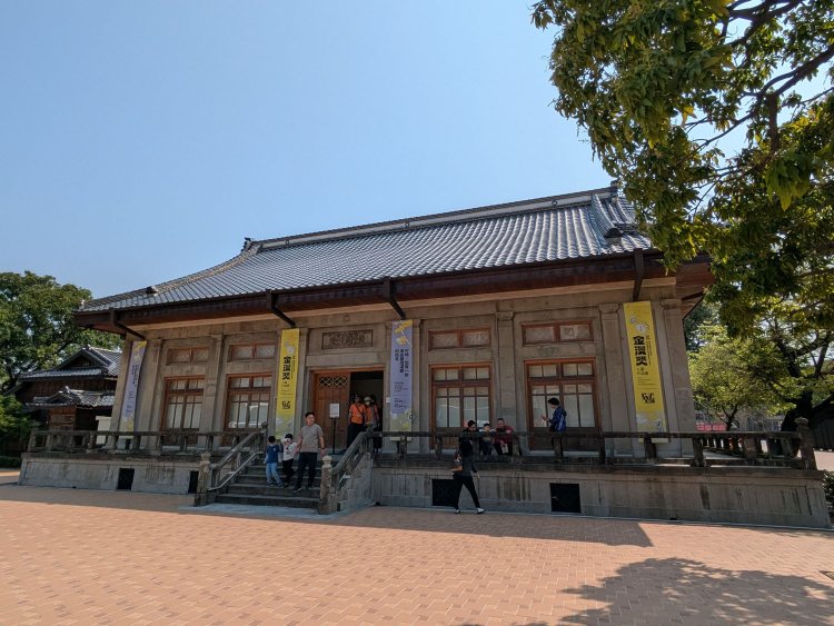 官舎群には1937年築の演武場もあった。日本統治時代につくられた台中刑務所は、看守などが武道を鍛錬する場として演武場が設けられた。現在は展示場となっている。