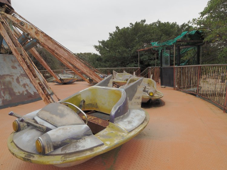 触覚が付いている謎の乗り物。