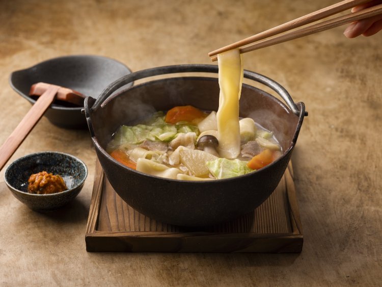 おぶっこ850円。特製辛味噌が味をさらに引き立てる。