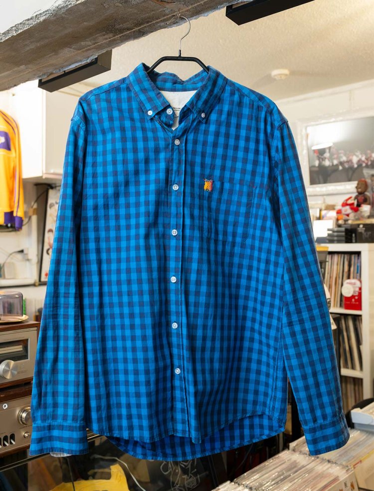 リメイクシャツ3800円。