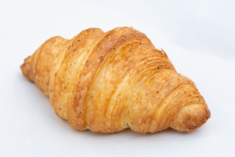 全粒粉のクロワッサン280円。