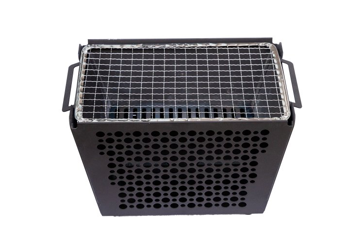 鉄製七厘のTETSURIN1万5950円は扱いやすさを追求した2重構造。キャンプでも庭でも使える。