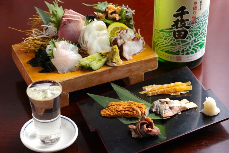 川崎の魚がうまい居酒屋3選。新鮮な刺し身とこだわりの日本酒にうなる！