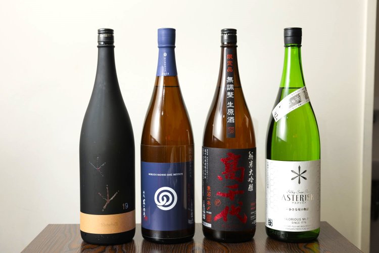 日本酒は、1時間1690円で飲み放題も。