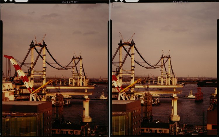 田村彰英 《レインボーブリッジ》〈湾岸〉より 1992年 『東京都写真美術館』蔵。