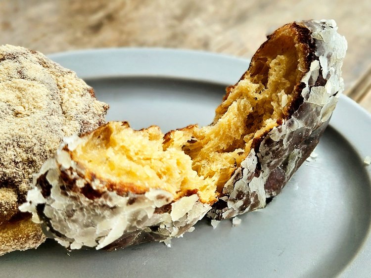 16黒猫原宿表参道