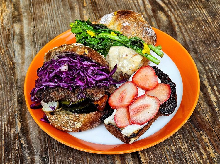 17黒猫原宿表参道