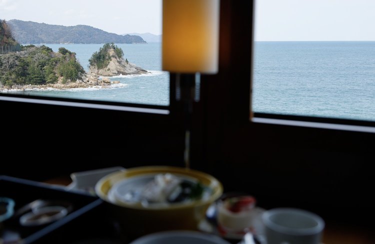 “海の京都”を走るレストラン列車は選べる3コース。「丹後くろまつ」号に乗ってきた！
