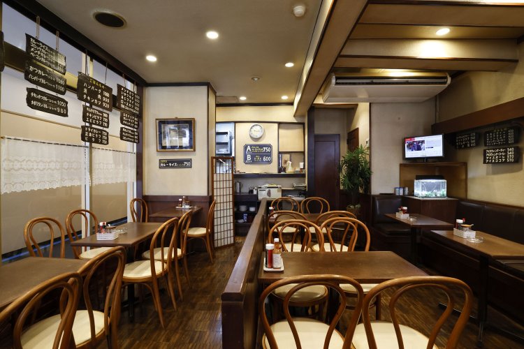 川崎を舞台にしたアニメにも登場した店内。