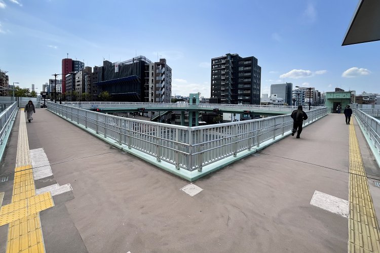 上はこんな感じ。