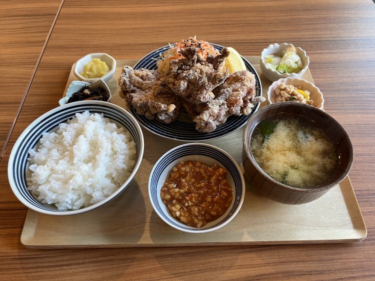 BOB KITCHEN（びーおーびー きっちん）