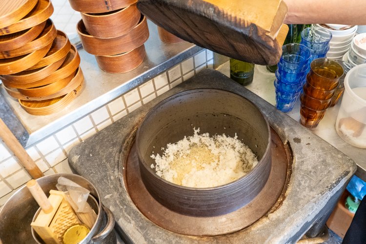 お米は粘りが強すぎない北海道産ななつぼしを採用。