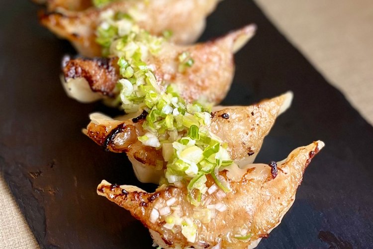 全国各地から個性あふれる餃子が集う「クラフト餃子フェス TOKYO 2025」が4月25日～5月6日、『駒沢オリンピック公園 中央広場』で開催！